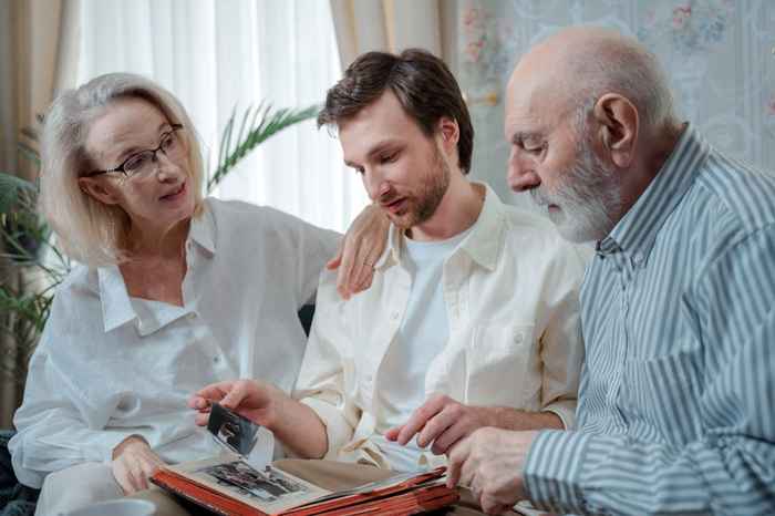 Warm scene of honoring the pilgrimage intent of loved ones regardless of age