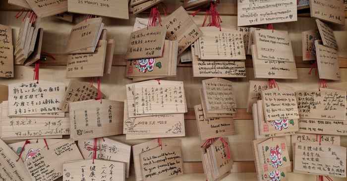 The Spiritual Benefits of Osettai: Karmic Merit for Both Giver and Receiver