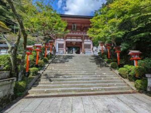 A Shikoku temple and pilgrim symbolizing the option to have Ohenro walked on your behalf