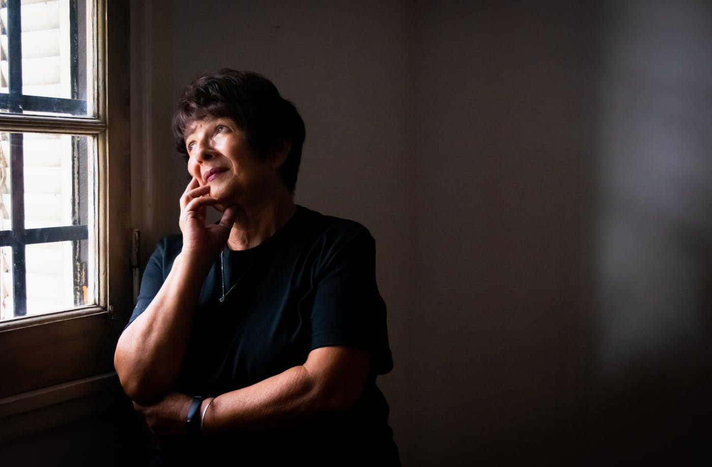 Elderly woman representing the signs of parents quietly aging